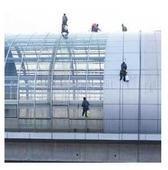 一流服务值得放心 重庆高空外墙清洗与建筑物清洁服务